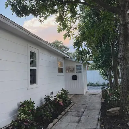 Beautiful Main House In West Palm Beach Extérieur photo