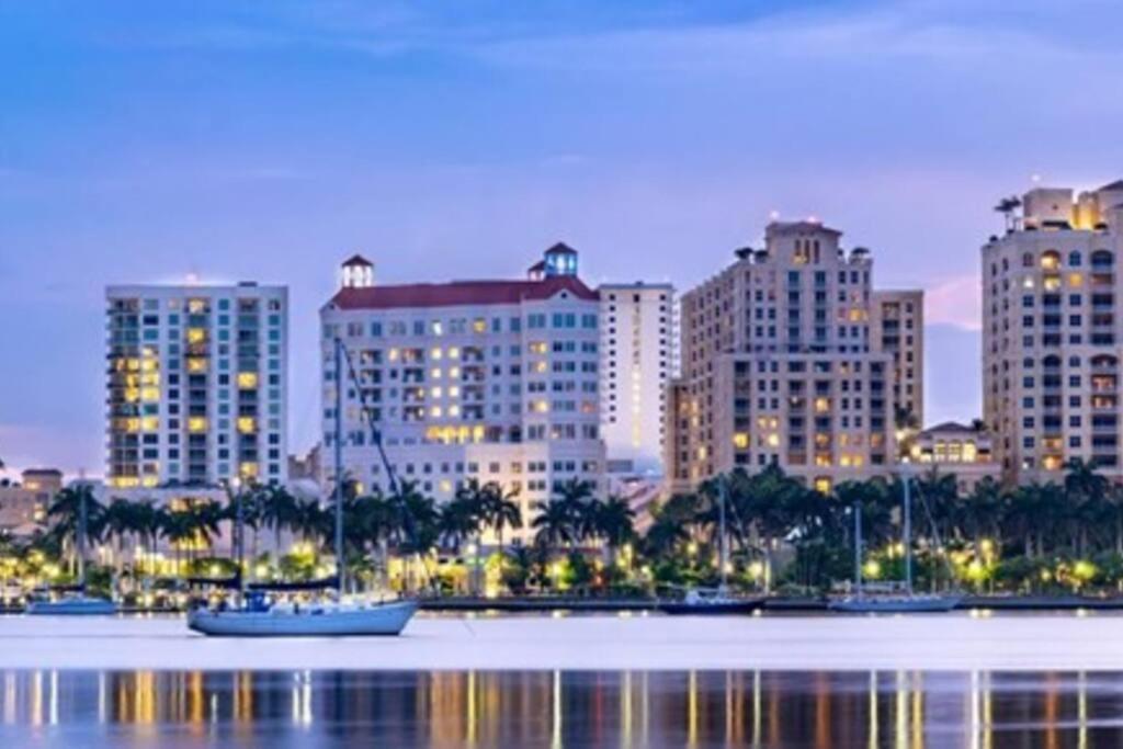 Beautiful Main House In West Palm Hébergement de vacances West Palm Beach